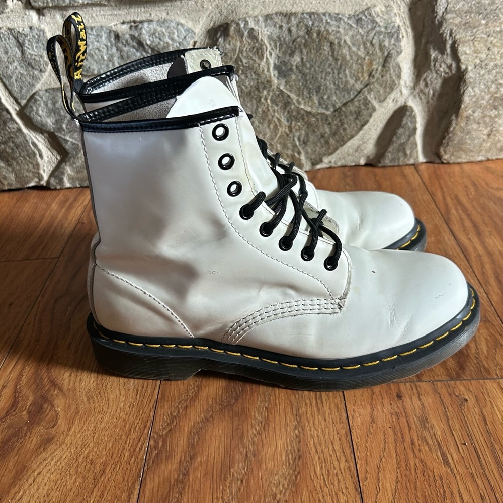 Dr. Martens Docs Doc Marten Boots White Leather 11822 | Unisex Sz 9men 10ladies